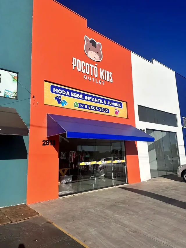 Fachada da Pocotó Kids executada pela Nova Comunicação Visual